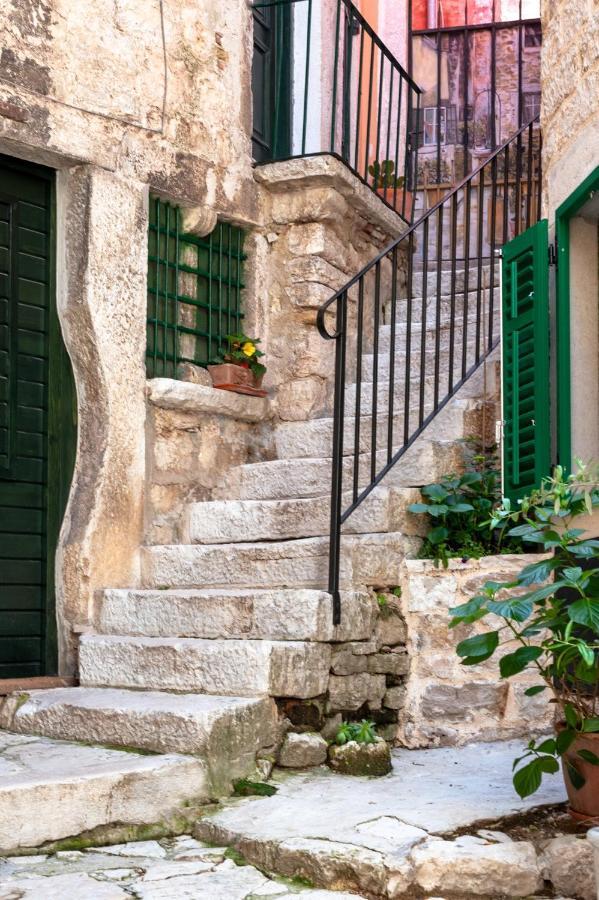 Monterosso City Center Rovinj Exterior foto
